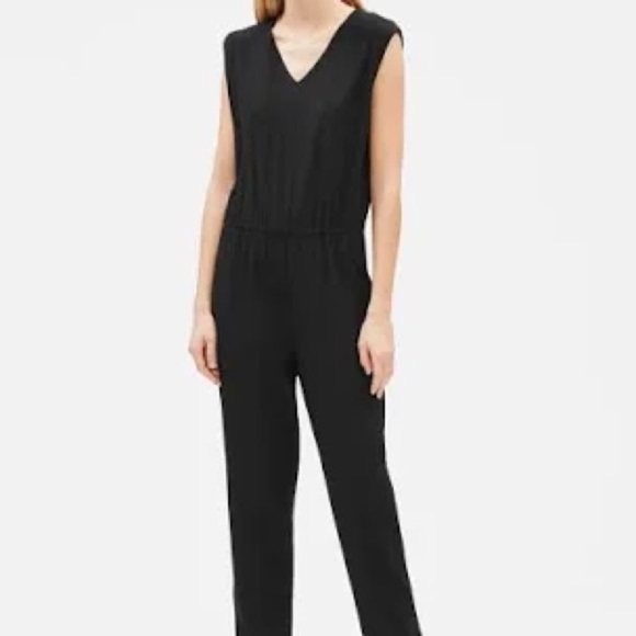 Eileen Fisher Lightweight Washable Stretch V-Neck Jumpsuit - Picture 4 of 6
